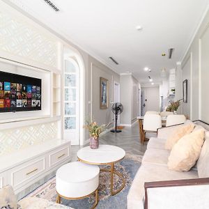 Luxe Paradise Suites Xuan Dieu